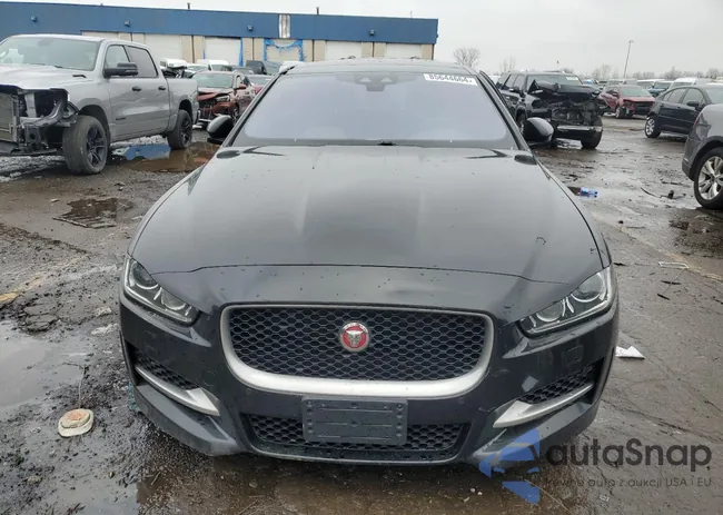 SAJAL4EV7JCP21957: 85644664