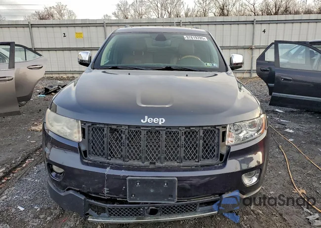 1C4RJFCTXDC524323: 97819785