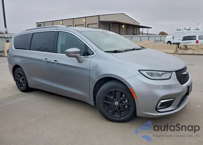 2C4RC1BG5MR528546: 96095135