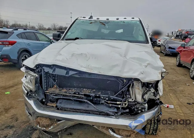 3C6UR5CL1KG632702: 96875165