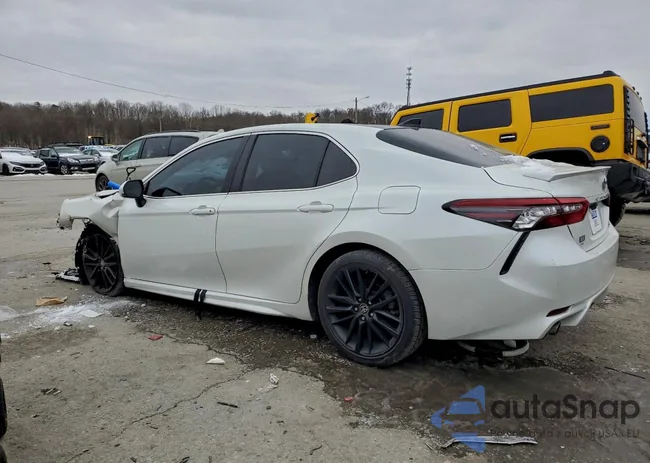 4T1K61BK8MU024262: 96881705