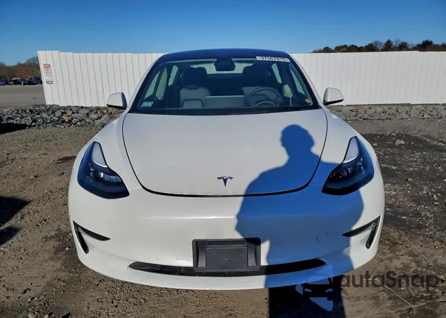 5YJ3E1EB7NF113404: 97567675