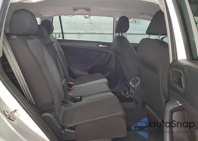 3VV0B7AX1LM040346: 95796535