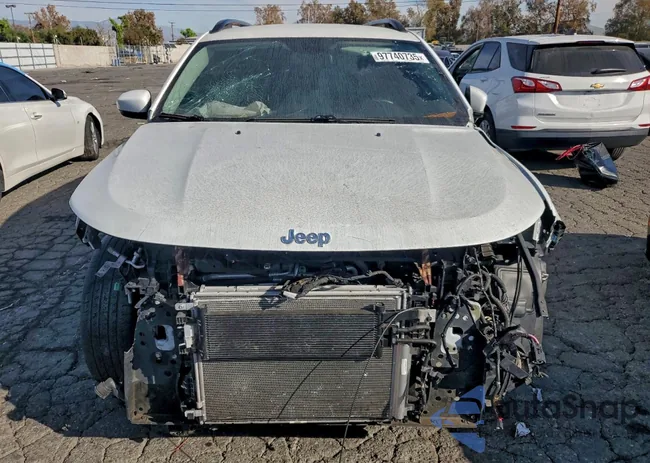 1C4PJMCS5GW187372: 97740735