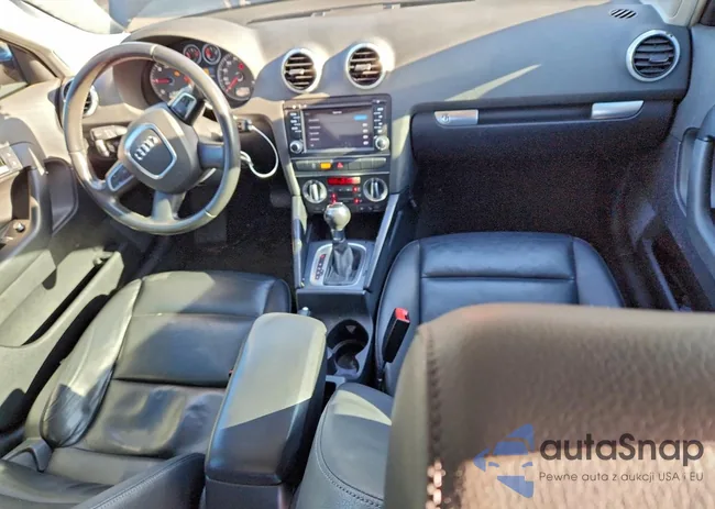 WAUBJAFM8BA021078: 98810385