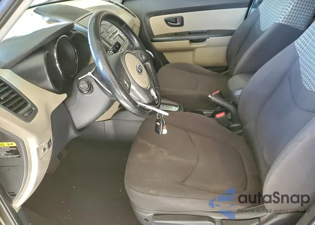 KNDJT2A28A7159588: 97602505