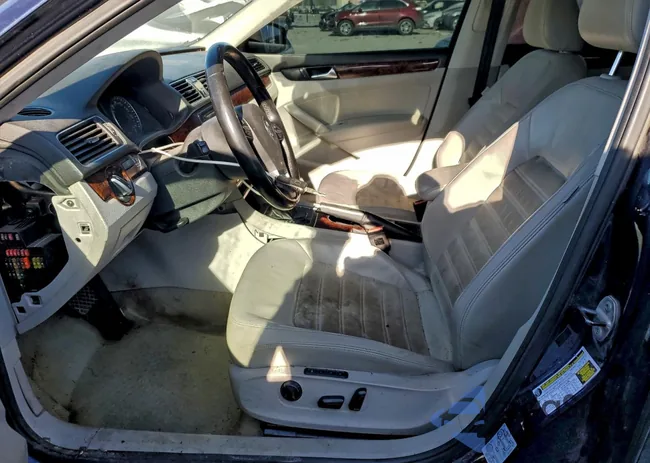 1VWCN7A34DC063569: 96333045