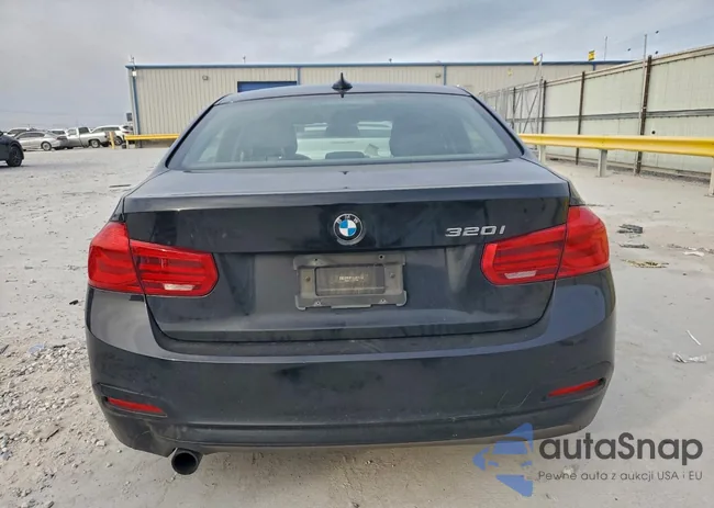 WBA8A9C5XGK617946: 97387265