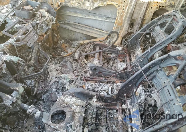 2C4PJMCS1GW221100: 97589675