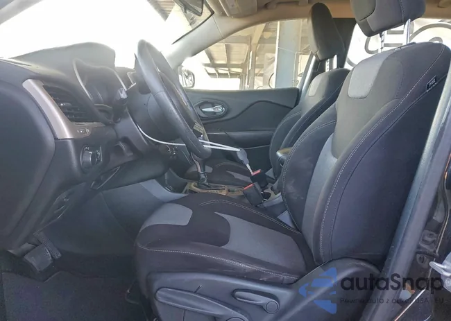 1C4PJLAB0GW149335: 96089705