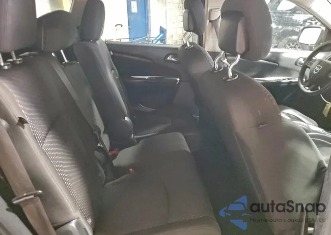 3C4PDCABXGT238178: 96494385