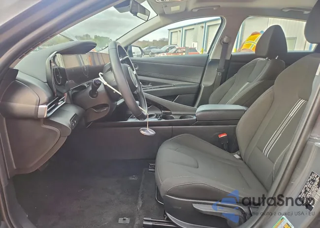 KMHLS4DGXSU880279: 94715115