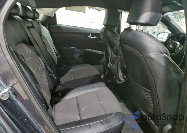 3KPF34AD5LE239551: 94813435