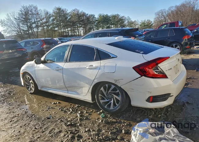 2HGFC2F72HH559334: 94646445