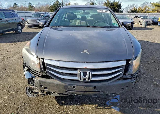 1HGCP2F30CA178061: 94158205