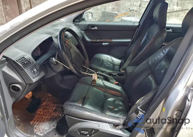 YV1MS390072268264: 96804365