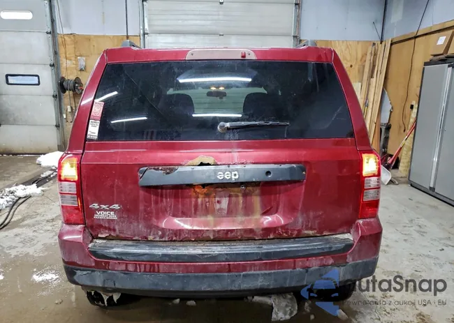 1C4NJRBB4FD215114: 96119765