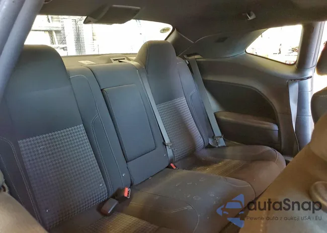 2C3CDZAG4MH610765: 98419625