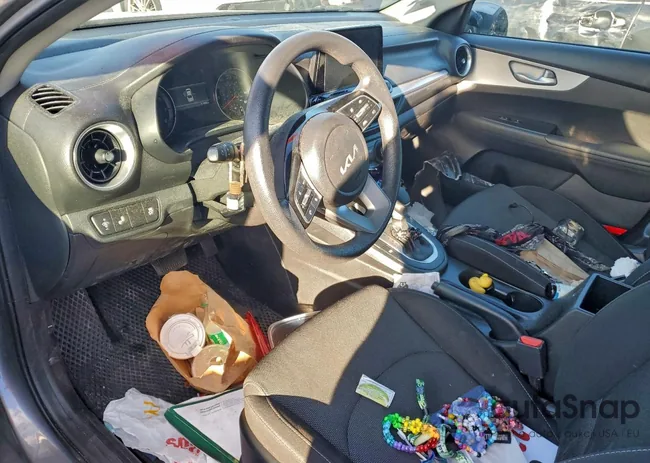 3KPF24AD3PE626513: 95569265