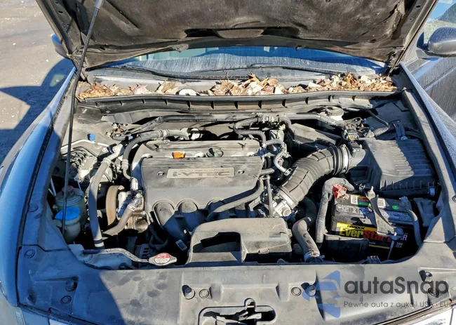 1HGCP26778A020097: 97840535