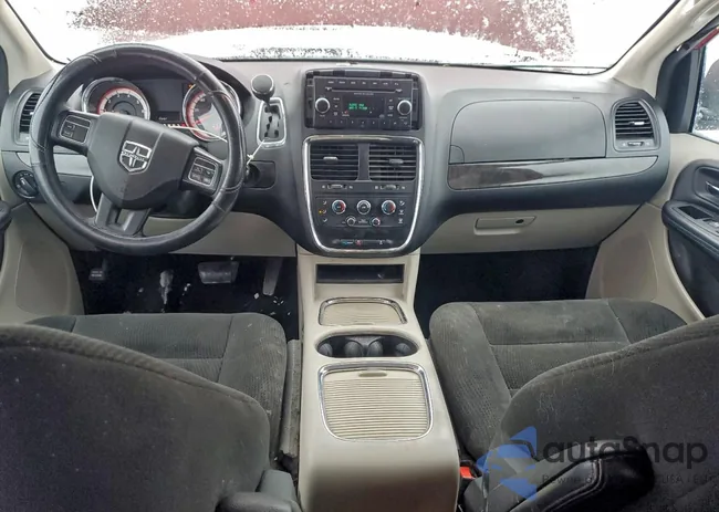 2C4RDGCG3GR180779: 98652325