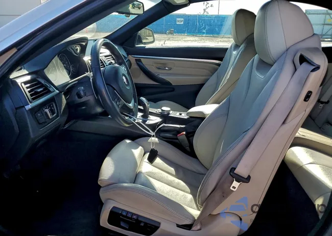 WBA3V7C52FP771734: 99290215