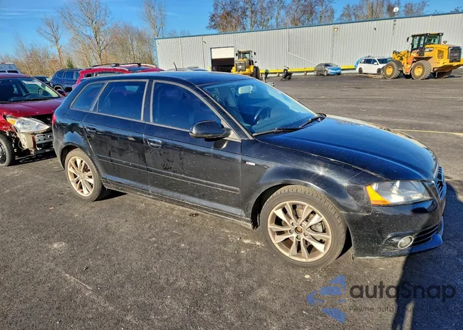 WAUBJAFM8BA021078: 98810385