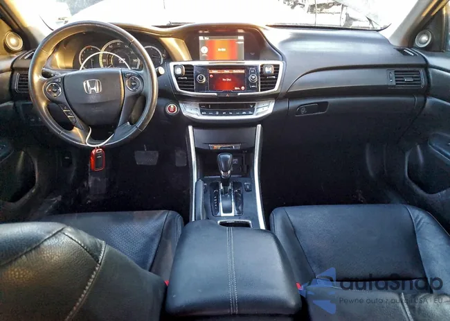 1HGCR2F84DA250516: 97538325