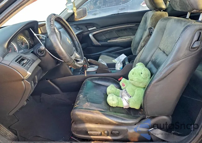 1HGCS228X8A004635: 96232935