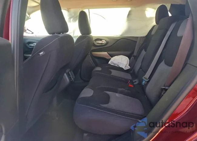 1C4PJLCB5JD620346: 97099435