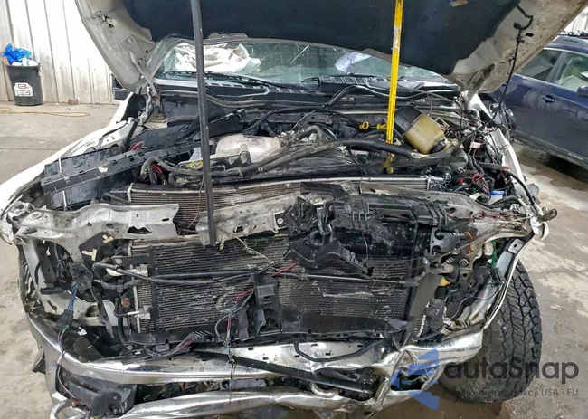 1FT8W3BT8KEC19207: 98992015