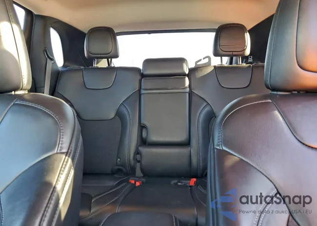 1C4PJLLBXKD176379: 96965175