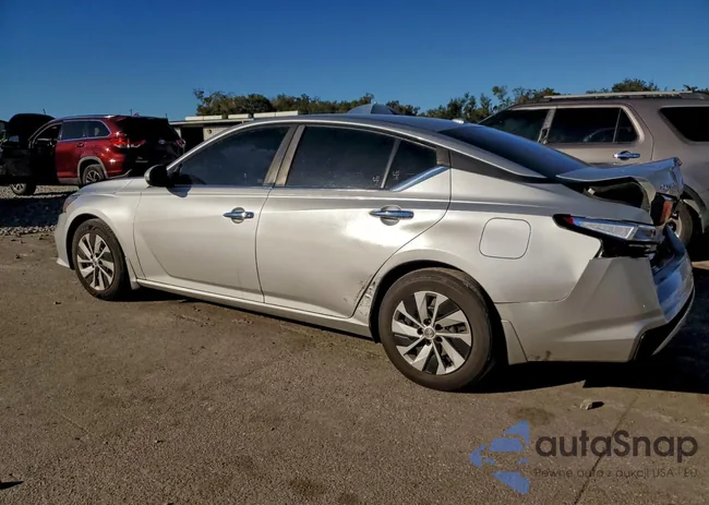 1N4BL4BV3KC157710: 97393105