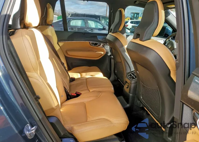 YV4H60CA8P1909904: 97632235