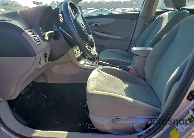 2T1BU4EE5DC991779: 97166525