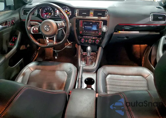 3VW4T7AJ8HM347672: 96508305