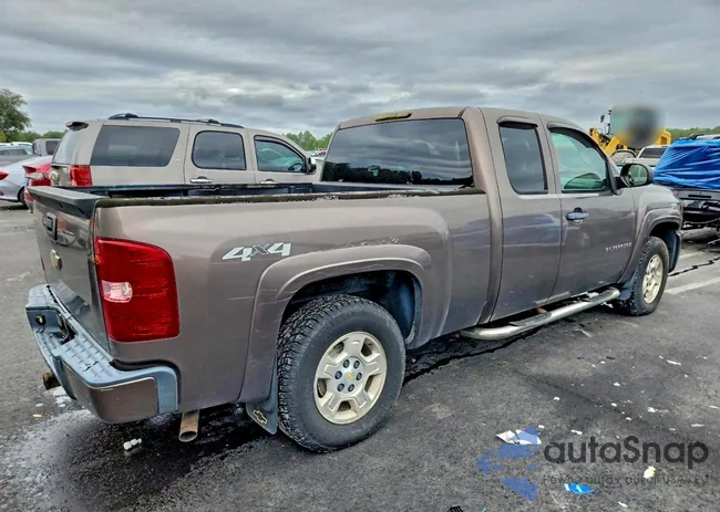 2GCEK19J281138351: 96068165