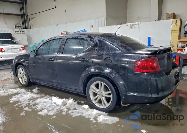 1C3CDZAB1EN226570: 94140735