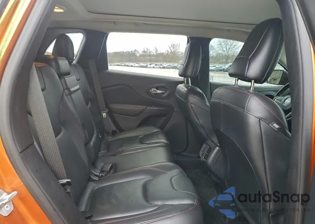 1C4PJMBS5GW101575: 97819365