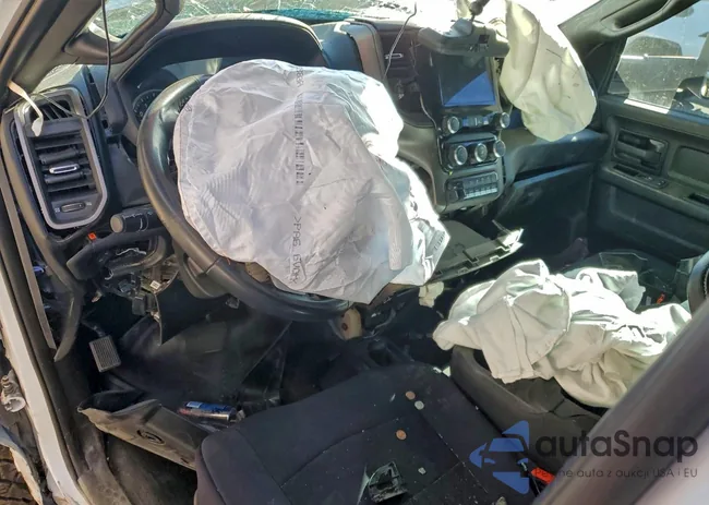 3C6UR5CJ3NG321145: 95802225