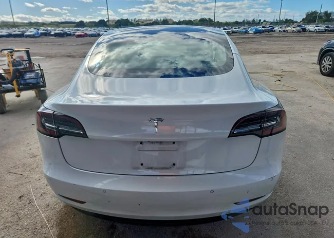 5YJ3E1EA2JF035261: 96964205