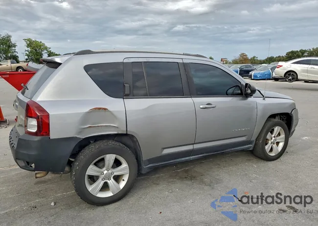 1C4NJCBA3GD641642: 95324515