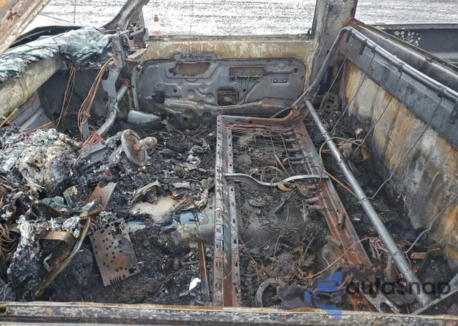 1GCGC24R9XR709851: 95938295