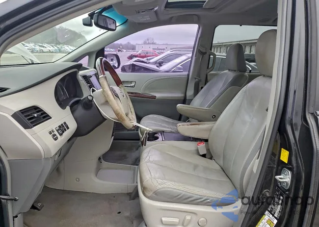 5TDDK3DC8BS008705: 98211815