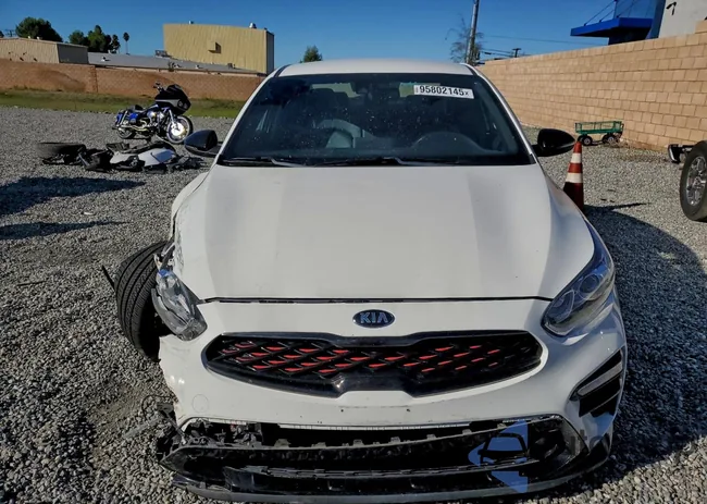 3KPF34AD2ME327894: 95802145