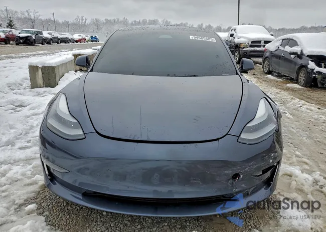 5YJ3E1EC8NF259853: 94685885