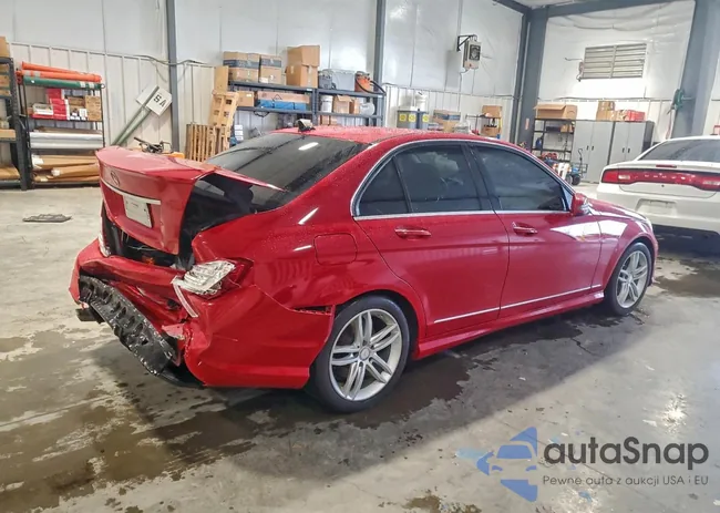 WDDGF4HB7EA950695: 95774375