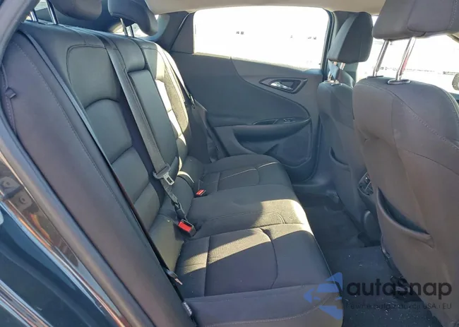 1G1ZD5ST2JF192884: 96462425