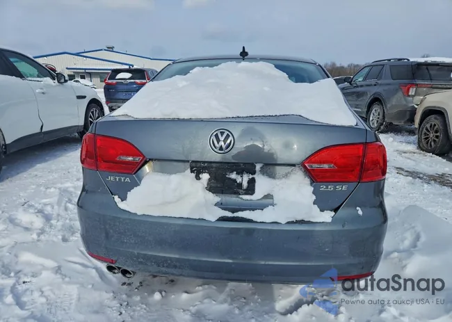 3VWDP7AJ6DM200085: 99227055