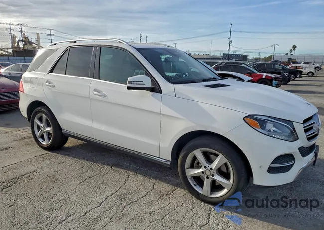 4JGDA5JB8JB134347: 97836025